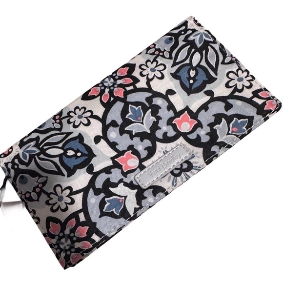 Vera Bradley Lisbon Medallion Hipster, Trifold Wallet, & Checkbook Cover Set - Picture 6 of 13